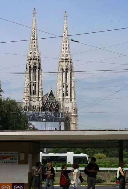 13_07_4870_Votivkirche